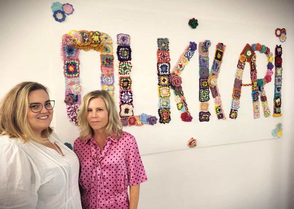 Tyyne-Maria Malmström ja Susanne Peltola Kohtaamispaikka Olkkarissa Raisiossa.
